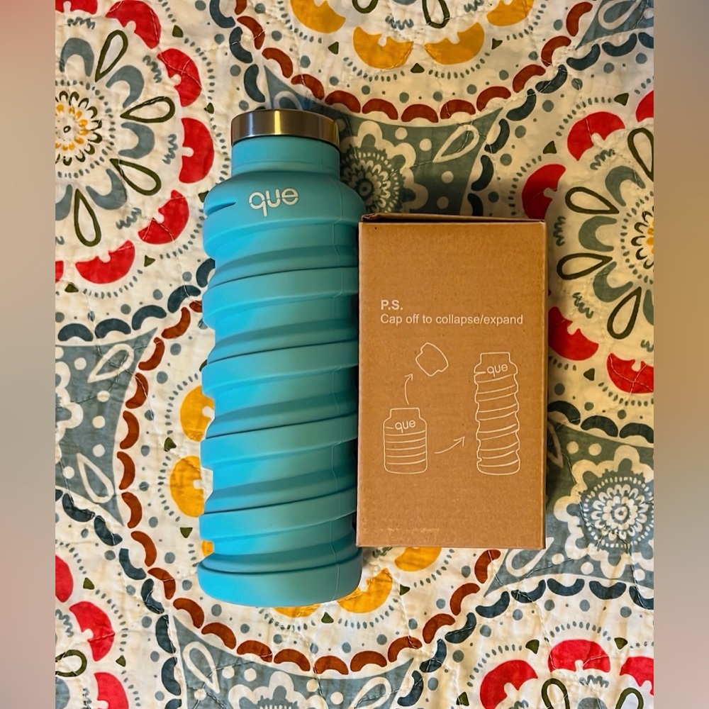 QUE 20oz collapsible water bottle